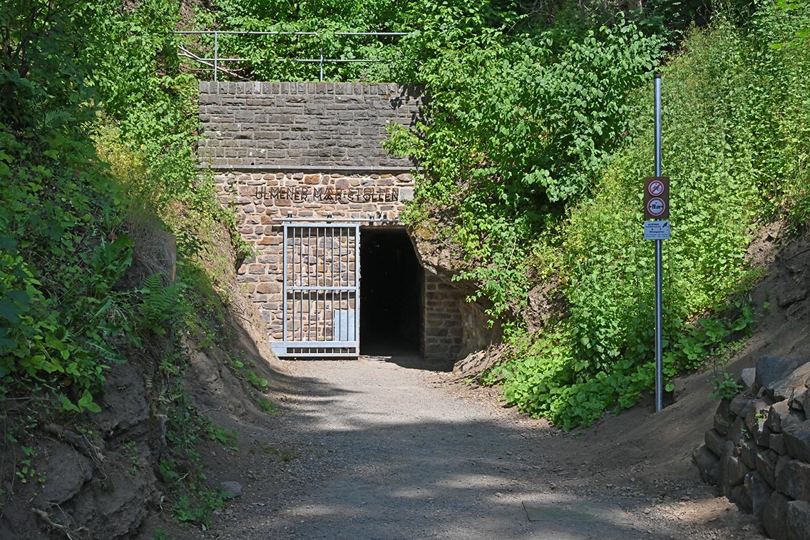 Maarstollen Ulmen Eifel